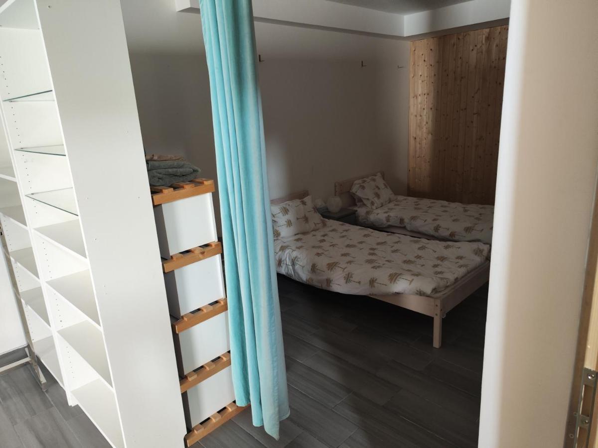 Erdgeschoss Wohnung Nahe Flughafen Виена Екстериор снимка